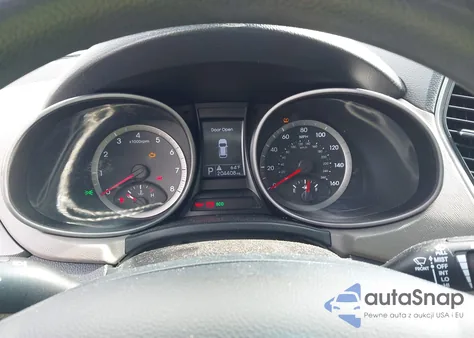 2016 Hyundai Santa Fe Sport 2.4L z USA, uszkodzony, nr VIN 5XYZT3LB7GG321180